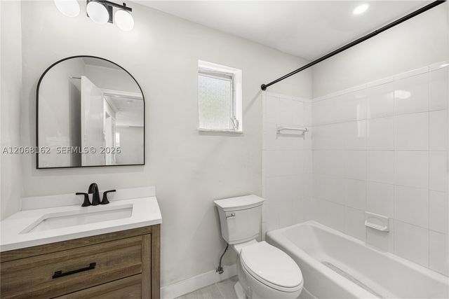 5450 Hollywood Blvd 108, Hollywood, FL 33021