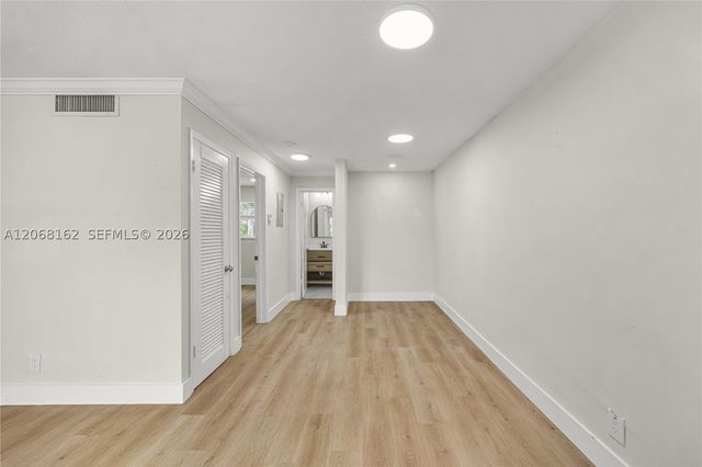 5450 Hollywood Blvd 108, Hollywood, FL 33021