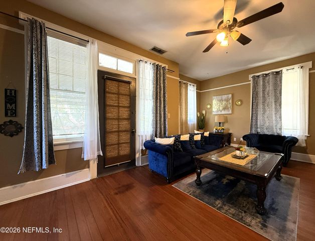 148 W 6TH Street, Jacksonville, FL 32206