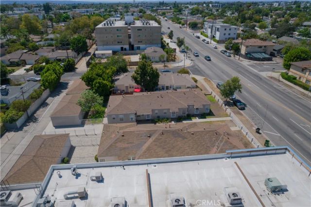 11418 Victory Boulevard, Valley Glen, CA 91606