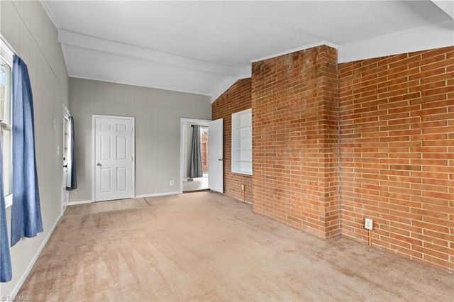 2411 Wooding Place, Greensboro, NC 27407