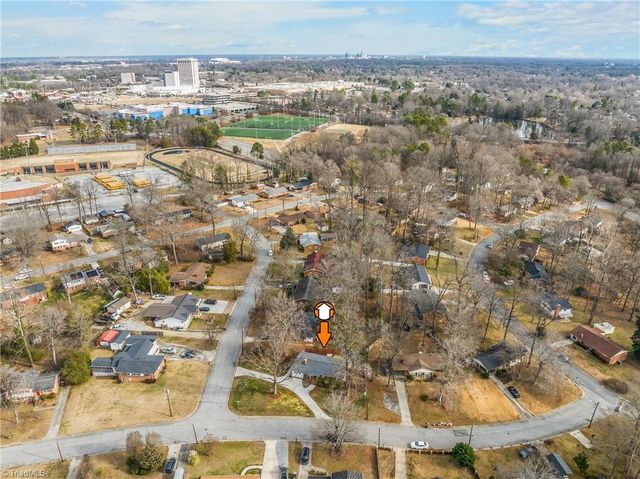 2411 Wooding Place, Greensboro, NC 27407