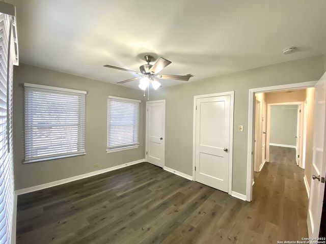 178 SWEETBRIAR AVE, San Antonio, TX 78228