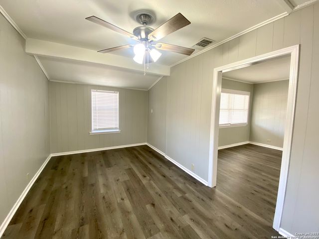 178 SWEETBRIAR AVE, San Antonio, TX 78228