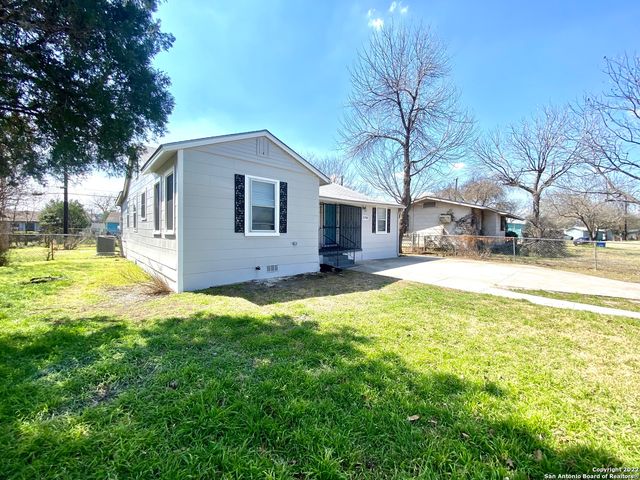 178 SWEETBRIAR AVE, San Antonio, TX 78228