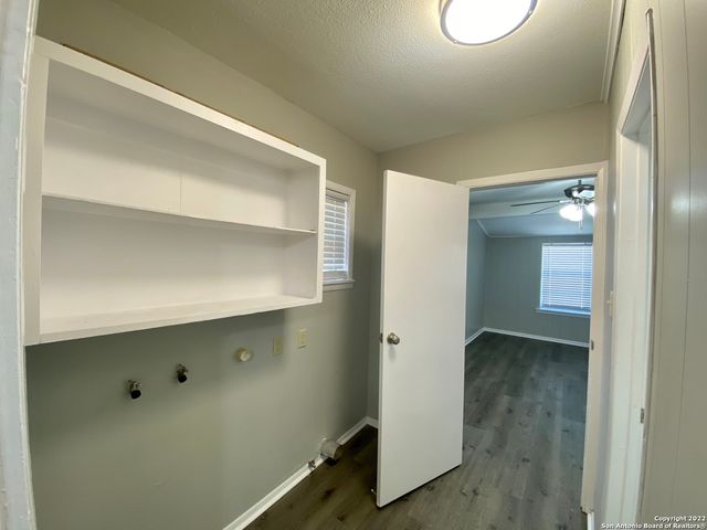 178 SWEETBRIAR AVE, San Antonio, TX 78228