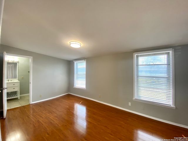 178 SWEETBRIAR AVE, San Antonio, TX 78228