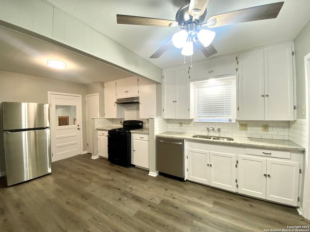 178 SWEETBRIAR AVE, San Antonio, TX 78228