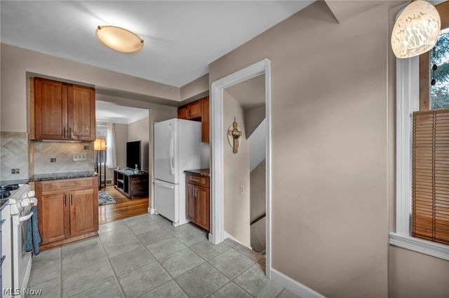 4098 Ridgeview Road, Cleveland, OH 44144