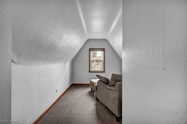 4098 Ridgeview Road, Cleveland, OH 44144