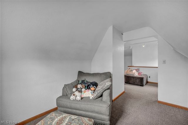 4098 Ridgeview Road, Cleveland, OH 44144