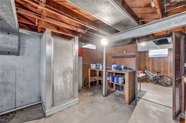 4098 Ridgeview Road, Cleveland, OH 44144