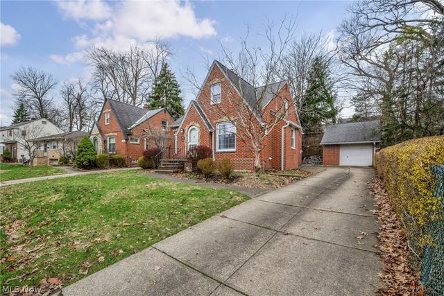 4098 Ridgeview Road, Cleveland, OH 44144