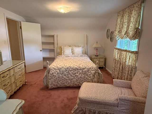 102 W Fairmont AVENUE, Neshannock Twp, PA 16105