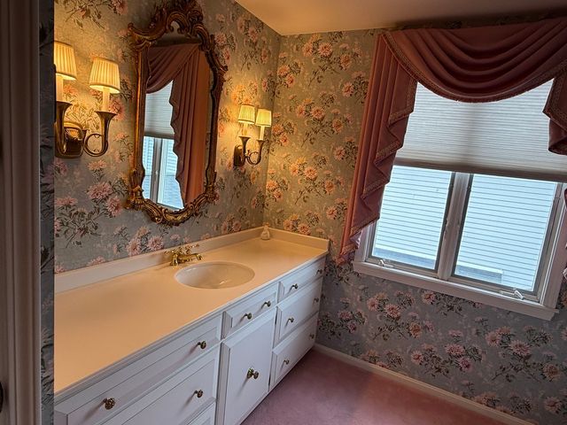 102 W Fairmont AVENUE, Neshannock Twp, PA 16105