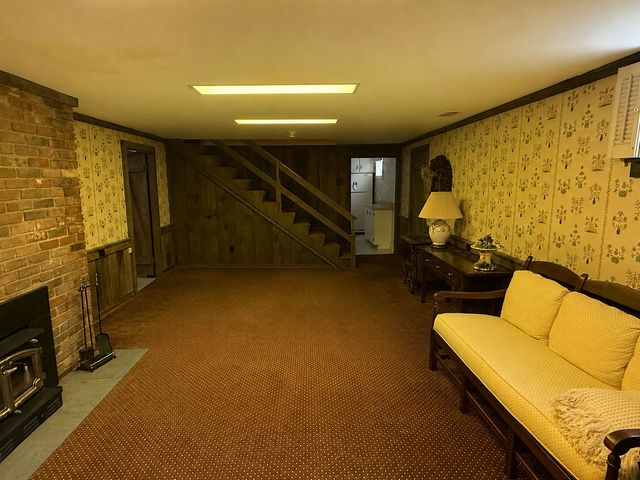 102 W Fairmont AVENUE, Neshannock Twp, PA 16105