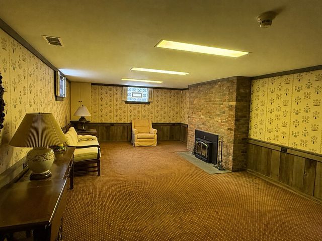 102 W Fairmont AVENUE, Neshannock Twp, PA 16105