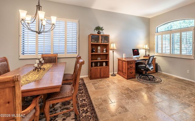 4893 W New Shadow Way, Marana, AZ 85658