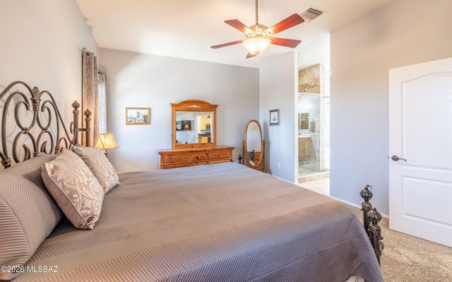 4893 W New Shadow Way, Marana, AZ 85658