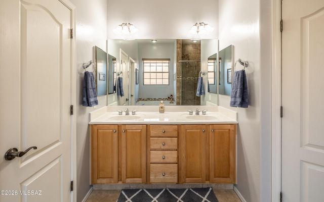 4893 W New Shadow Way, Marana, AZ 85658