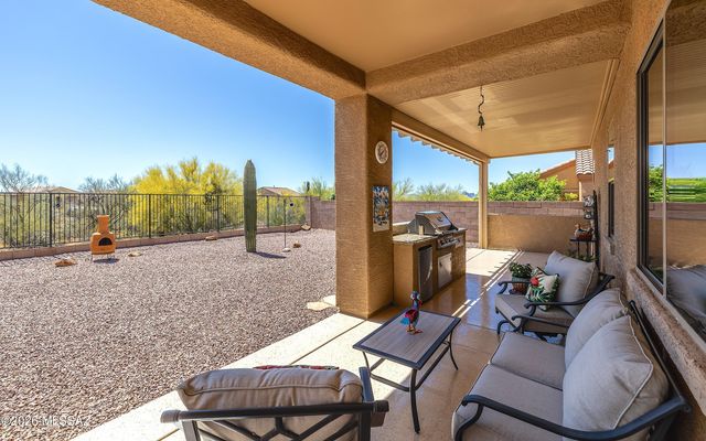 4893 W New Shadow Way, Marana, AZ 85658