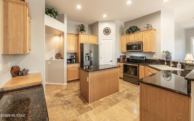 4893 W New Shadow Way, Marana, AZ 85658