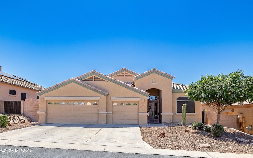 4893 W New Shadow Way, Marana, AZ 85658