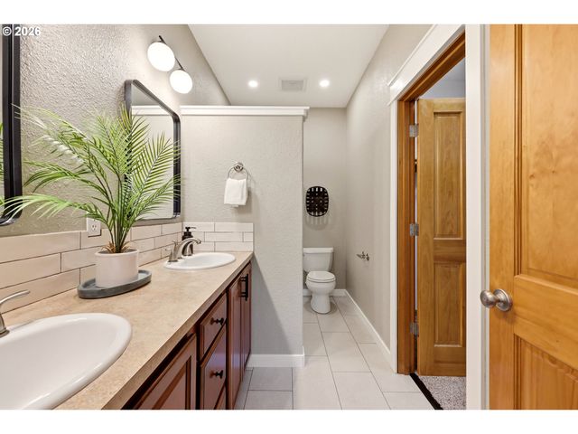 3104 Se KINGFISHER Ave, Gresham, OR 97080