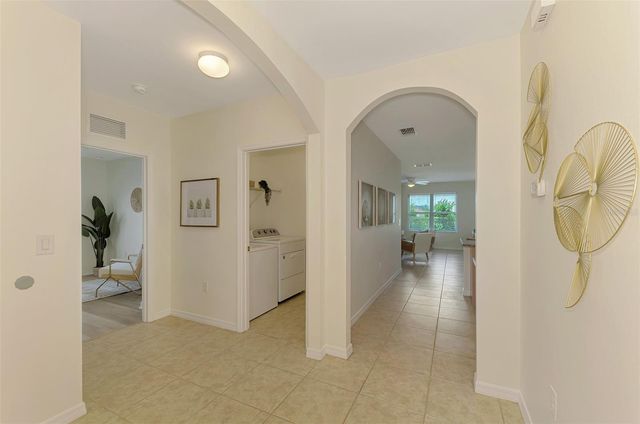 8905 EXCELSIOR LOOP, Venice, FL 34293