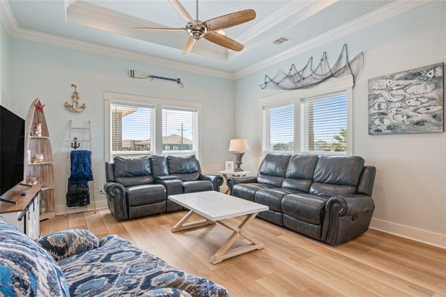 982 S Redfish, Crystal Beach, TX 77650