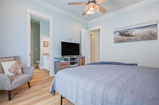 982 S Redfish, Crystal Beach, TX 77650
