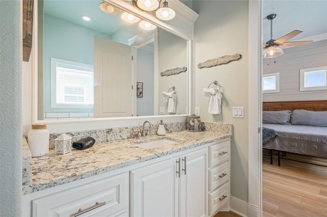 982 S Redfish, Crystal Beach, TX 77650