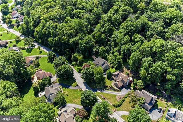 39 CHARTER OAK DR, Newtown Square, PA 19073