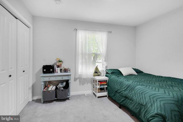 1100 CHARLES ST, Vineland, NJ 08360