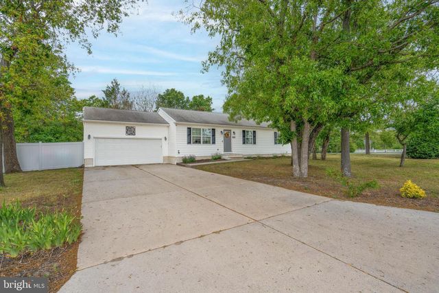 1100 CHARLES ST, Vineland, NJ 08360