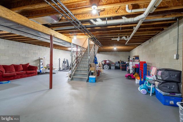 1100 CHARLES ST, Vineland, NJ 08360