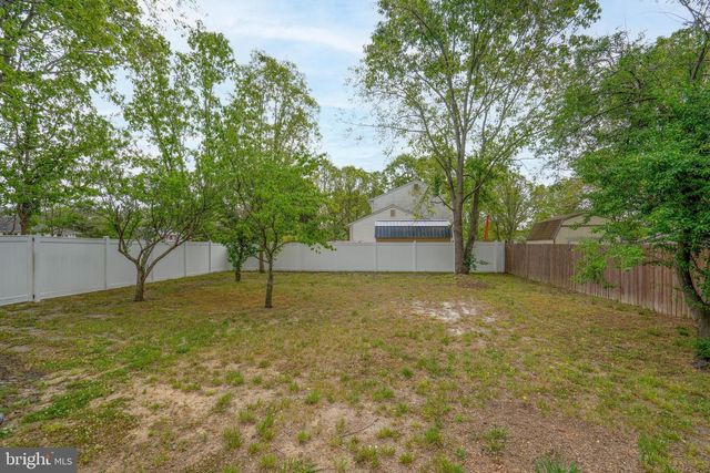 1100 CHARLES ST, Vineland, NJ 08360