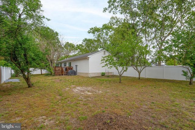 1100 CHARLES ST, Vineland, NJ 08360