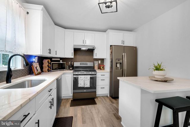 1100 CHARLES ST, Vineland, NJ 08360