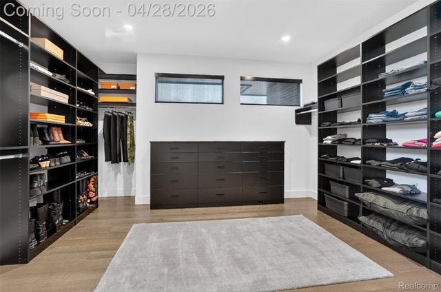 7004 Franklin Road, Bloomfield Hills, MI 48301