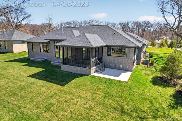 7004 Franklin Road, Bloomfield Hills, MI 48301