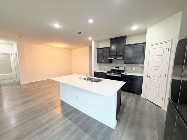 6409 Tudor Place, Celina, TX 76227