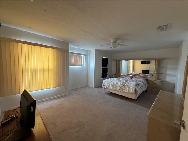 456 WATERFORD WAY, Kissimmee, FL 34746