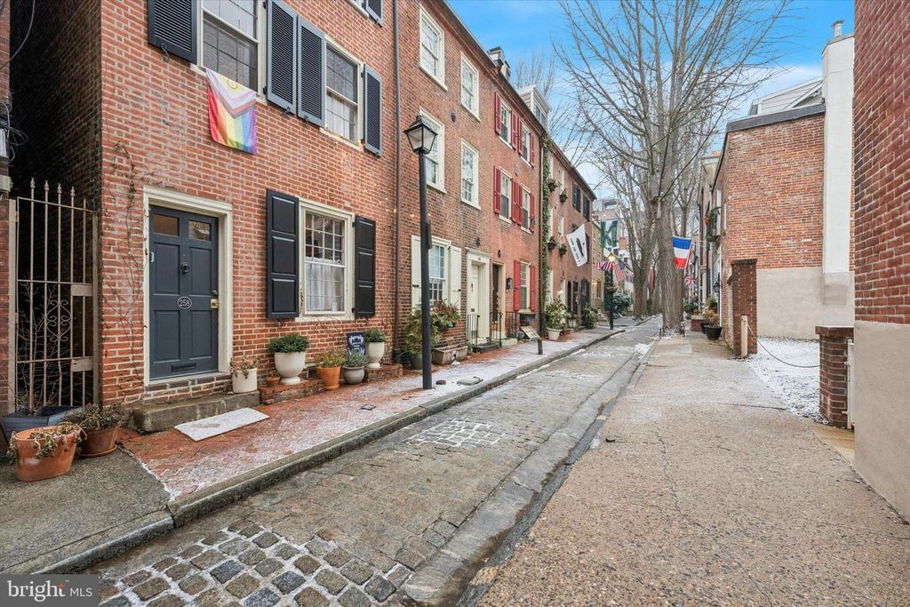 258 S QUINCE ST, Philadelphia, PA 19107