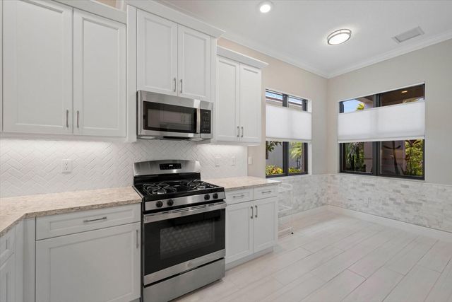 16124 Key Biscayne Lane, Westlake, FL 33470