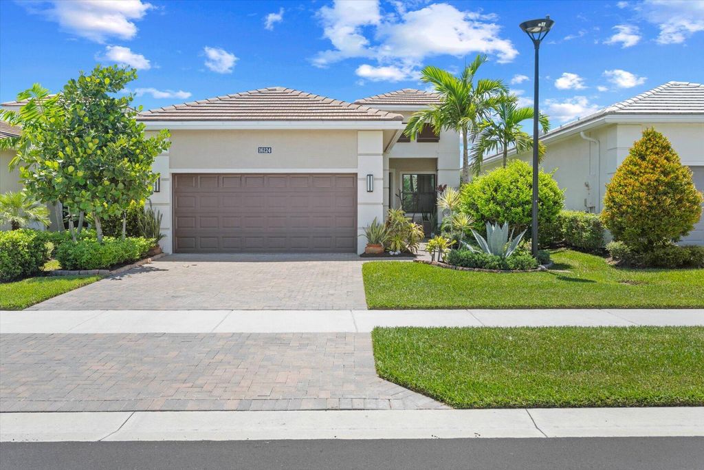 16124 Key Biscayne Lane, Westlake, FL 33470
