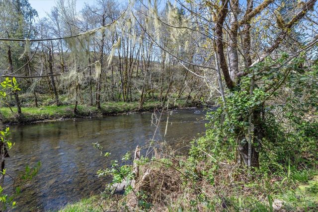 5815 Rose Valley Road, Kelso, WA 98626
