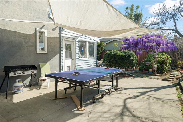 35415 Blackburn Dr, Newark, CA 94560