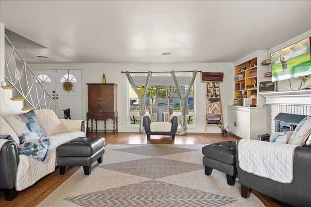 35415 Blackburn Dr, Newark, CA 94560