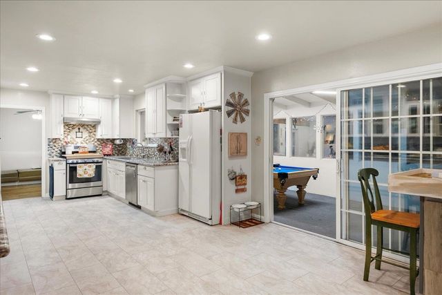 35415 Blackburn Dr, Newark, CA 94560